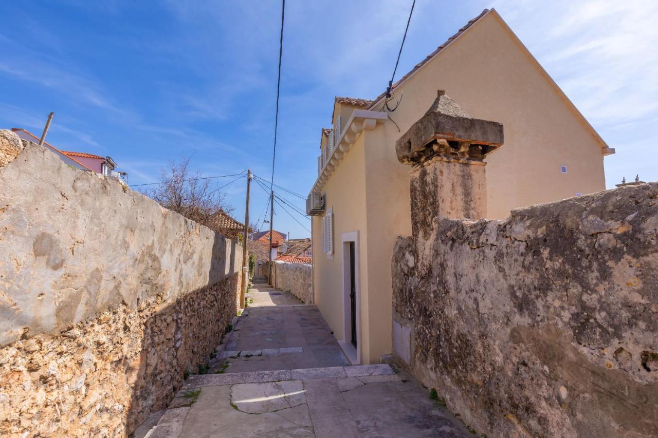 Stunning Holiday House In The Old Town By Irundo دوبروفينك المظهر الخارجي الصورة